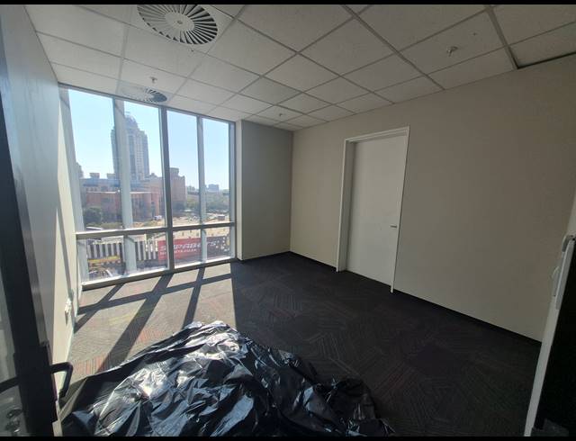 318M² OFFICE TO LET IN SANDTON CENTRAL